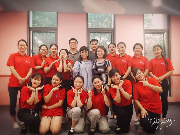 嬰智貝佳第28屆師資培訓結業(yè)報道：“做一個幸福的老師”