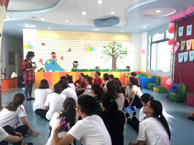 解放天性，讓老師發(fā)揮更自在，讓課程更出色